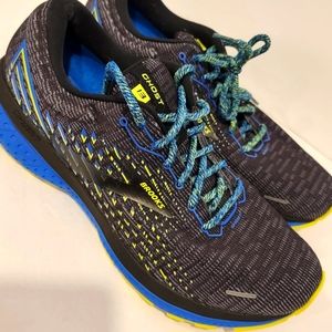Brooks ghost 13 men sneakers 👟 size 10.5